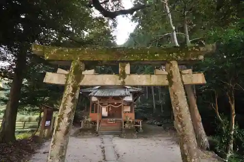 弓削神社の鳥居