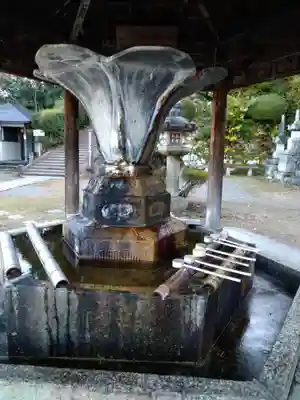 園城寺（三井寺）の手水舎