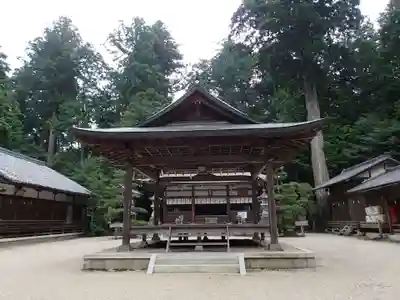 都祁水分神社の本殿・本堂