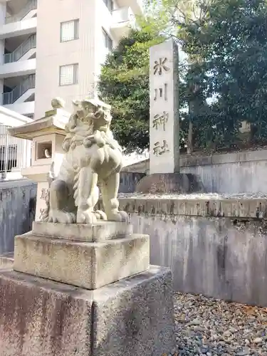 白金氷川神社の狛犬