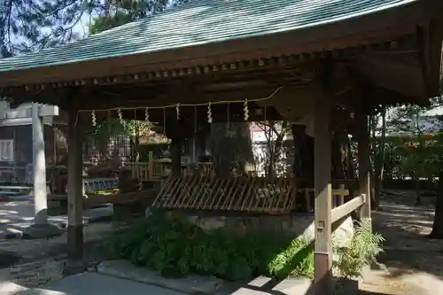 賣布神社の手水舎