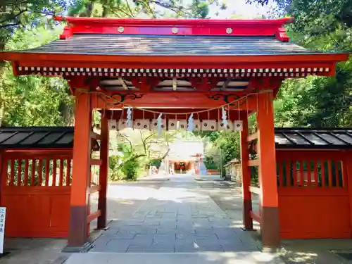 息栖神社の山門