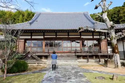 東林寺の本殿