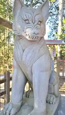 武蔵御嶽神社の狛犬