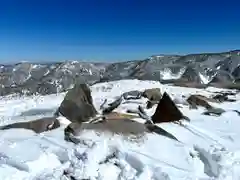 禰固岳神社の建物その他