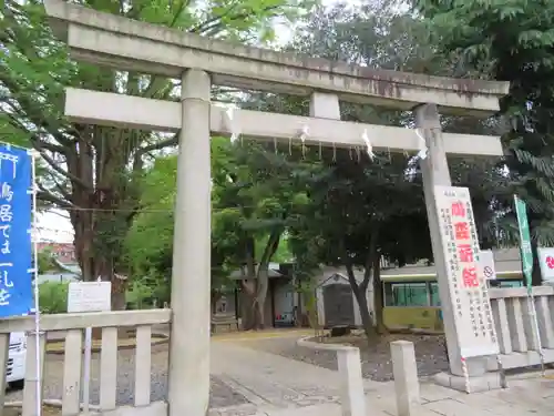 鳩森八幡神社の鳥居