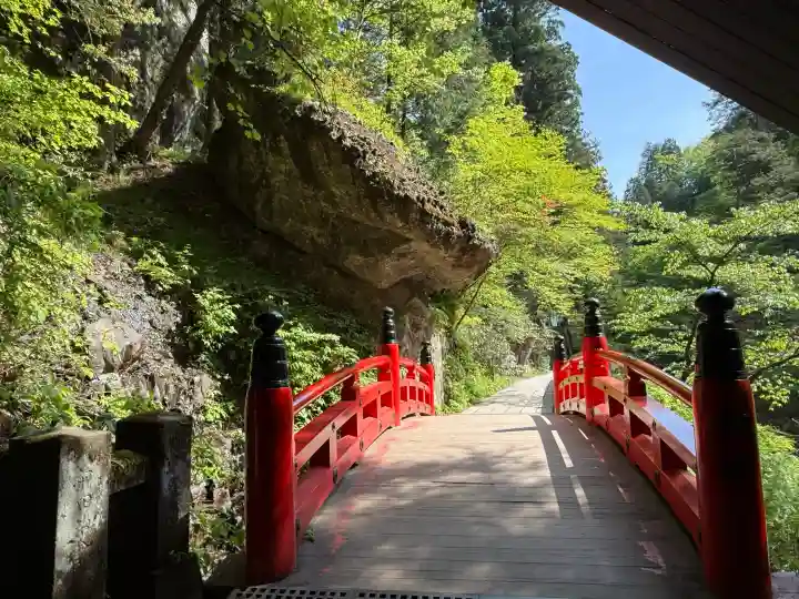 榛名神社の{uncategorized: "未分類", other: "その他", undefined: "問題あり", building: "その他建物", grave: "お墓", sacred_gate: "鳥居", guardian: "狛犬", statue: "像", buddha: "仏像", history: "歴史", nature: "自然", garden: "庭園", animal: "動物", pagoda: "塔", temizu: "手水舎", mountain_gate: "山門・神門", sanctuary: "本殿・本堂", subordinate: "末社・摂社", art: "芸術", scenery: "景色", jizo: "地蔵", ema: "絵馬", goshuin: "御朱印", omikuji: "おみくじ", items: "授与品その他", amulet: "お守り", goshuincho: "御朱印帳", eats: "食事", festival: "お祭り", votive_dance: "神楽", shichigosan: "七五三参", wedding: "結婚式", experience: "体験その他", initially: "初詣", around: "周辺", anti_infection: "感染症対策"}