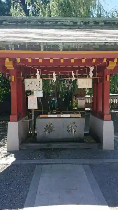 浅草神社の手水舎