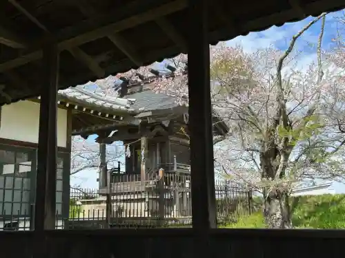 田口招魂社の{uncategorized: "未分類", other: "その他", undefined: "問題あり", building: "その他建物", grave: "お墓", sacred_gate: "鳥居", guardian: "狛犬", statue: "像", buddha: "仏像", history: "歴史", nature: "自然", garden: "庭園", animal: "動物", pagoda: "塔", temizu: "手水舎", mountain_gate: "山門・神門", sanctuary: "本殿・本堂", subordinate: "末社・摂社", art: "芸術", scenery: "景色", jizo: "地蔵", ema: "絵馬", goshuin: "御朱印", omikuji: "おみくじ", items: "授与品その他", amulet: "お守り", goshuincho: "御朱印帳", eats: "食事", festival: "お祭り", votive_dance: "神楽", shichigosan: "七五三参", wedding: "結婚式", experience: "体験その他", initially: "初詣", around: "周辺", anti_infection: "感染症対策"}