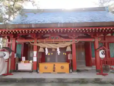 生島足島神社の本殿・本堂