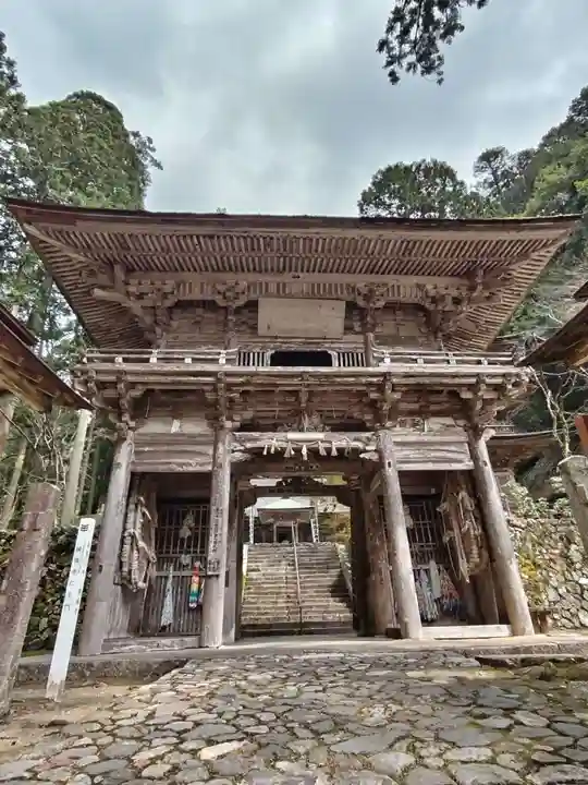横蔵寺(岐阜県)