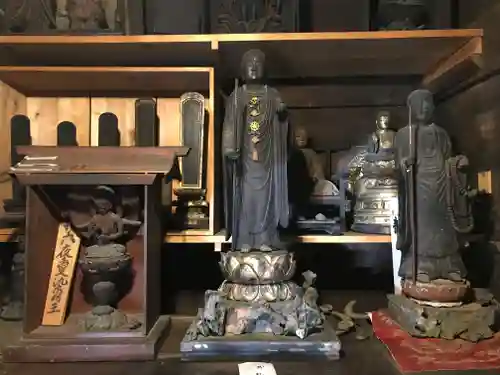 金剛山 正法寺の仏像