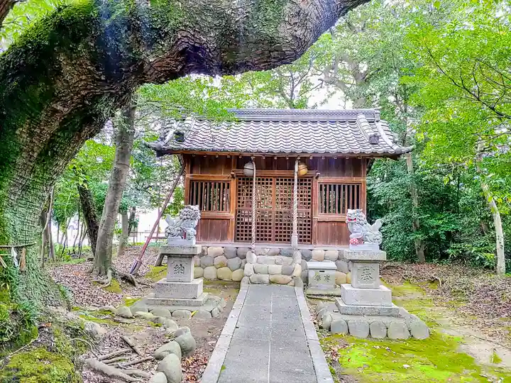 白山社(八幡社)の本殿・本堂