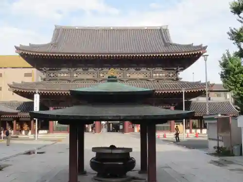 川崎大師（平間寺）の本殿・本堂
