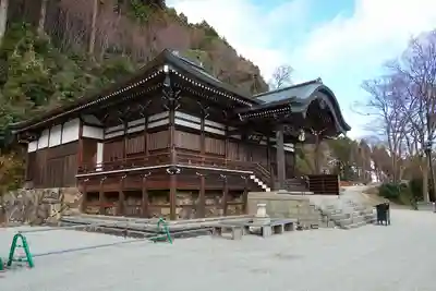 勝尾寺の本殿・本堂