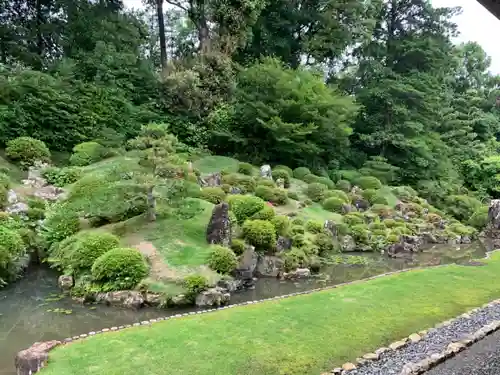 龍潭寺の庭園