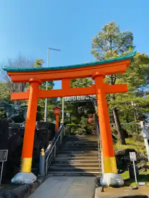 穴八幡宮の鳥居