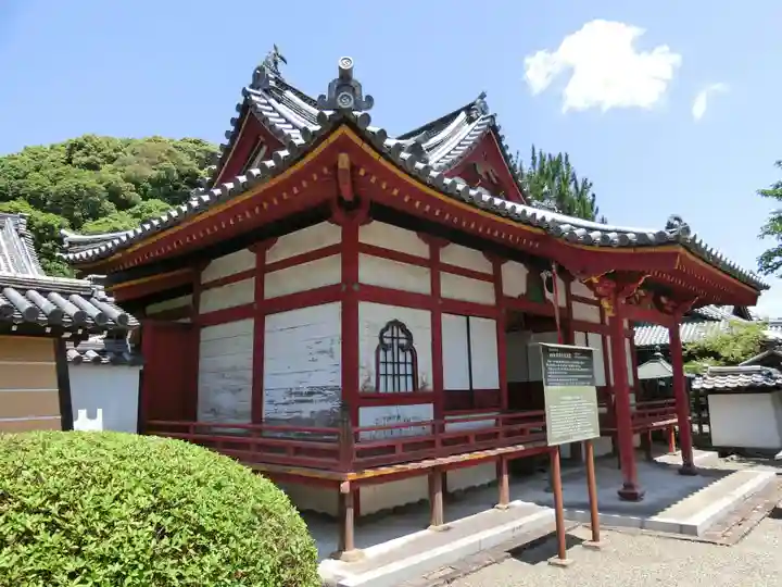 粉河寺の本殿・本堂