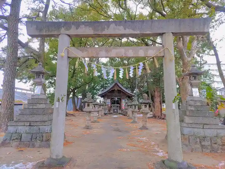 熱田社(宝神町会所裏)の鳥居