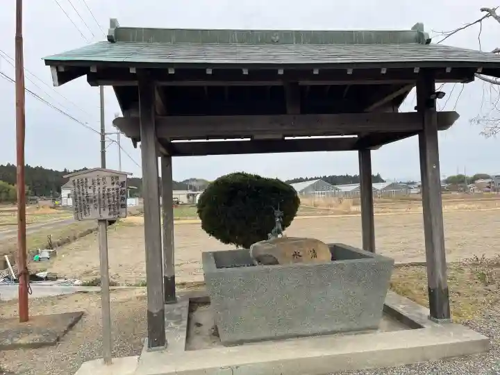 屋船神社の{uncategorized: "未分類", other: "その他", undefined: "問題あり", building: "その他建物", grave: "お墓", sacred_gate: "鳥居", guardian: "狛犬", statue: "像", buddha: "仏像", history: "歴史", nature: "自然", garden: "庭園", animal: "動物", pagoda: "塔", temizu: "手水舎", mountain_gate: "山門・神門", sanctuary: "本殿・本堂", subordinate: "末社・摂社", art: "芸術", scenery: "景色", jizo: "地蔵", ema: "絵馬", goshuin: "御朱印", omikuji: "おみくじ", items: "授与品その他", amulet: "お守り", goshuincho: "御朱印帳", eats: "食事", festival: "お祭り", votive_dance: "神楽", shichigosan: "七五三参", wedding: "結婚式", experience: "体験その他", initially: "初詣", around: "周辺", anti_infection: "感染症対策"}