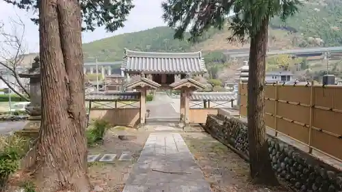 永精寺の山門・神門