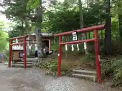 新屋山神社の鳥居