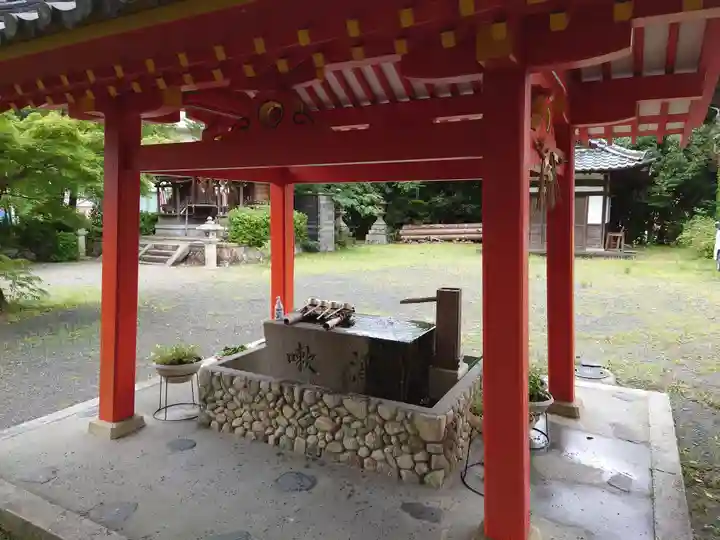 佐久奈度神社の手水舎