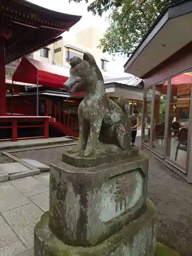 冠稲荷神社の狛犬