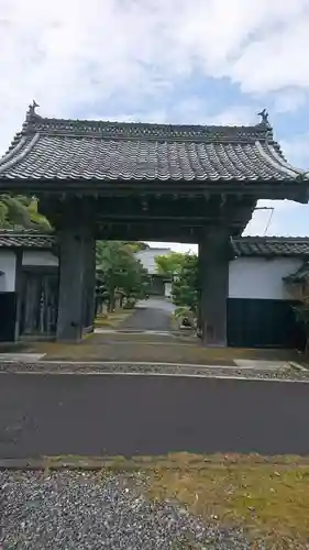 空印寺の山門