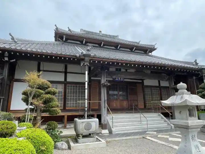 地安寺の{uncategorized: "未分類", other: "その他", undefined: "問題あり", building: "その他建物", grave: "お墓", sacred_gate: "鳥居", guardian: "狛犬", statue: "像", buddha: "仏像", history: "歴史", nature: "自然", garden: "庭園", animal: "動物", pagoda: "塔", temizu: "手水舎", mountain_gate: "山門・神門", sanctuary: "本殿・本堂", subordinate: "末社・摂社", art: "芸術", scenery: "景色", jizo: "地蔵", ema: "絵馬", goshuin: "御朱印", omikuji: "おみくじ", items: "授与品その他", amulet: "お守り", goshuincho: "御朱印帳", eats: "食事", festival: "お祭り", votive_dance: "神楽", shichigosan: "七五三参", wedding: "結婚式", experience: "体験その他", initially: "初詣", around: "周辺", anti_infection: "感染症対策"}