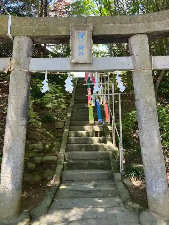 滑川神社 - 仕事と子どもの守り神の{uncategorized: "未分類", other: "その他", undefined: "問題あり", building: "その他建物", grave: "お墓", sacred_gate: "鳥居", guardian: "狛犬", statue: "像", buddha: "仏像", history: "歴史", nature: "自然", garden: "庭園", animal: "動物", pagoda: "塔", temizu: "手水舎", mountain_gate: "山門・神門", sanctuary: "本殿・本堂", subordinate: "末社・摂社", art: "芸術", scenery: "景色", jizo: "地蔵", ema: "絵馬", goshuin: "御朱印", omikuji: "おみくじ", items: "授与品その他", amulet: "お守り", goshuincho: "御朱印帳", eats: "食事", festival: "お祭り", votive_dance: "神楽", shichigosan: "七五三参", wedding: "結婚式", experience: "体験その他", initially: "初詣", around: "周辺", anti_infection: "感染症対策"}