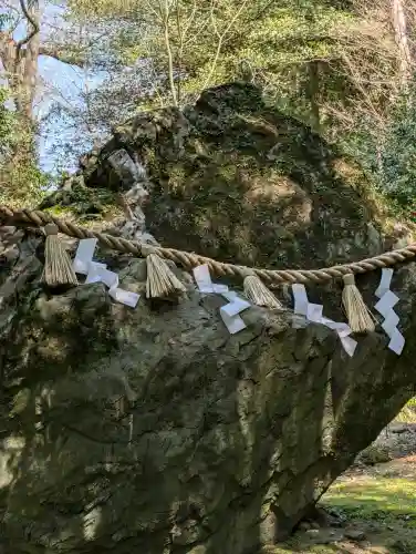 出雲大神宮の{uncategorized: "未分類", other: "その他", undefined: "問題あり", building: "その他建物", grave: "お墓", sacred_gate: "鳥居", guardian: "狛犬", statue: "像", buddha: "仏像", history: "歴史", nature: "自然", garden: "庭園", animal: "動物", pagoda: "塔", temizu: "手水舎", mountain_gate: "山門・神門", sanctuary: "本殿・本堂", subordinate: "末社・摂社", art: "芸術", scenery: "景色", jizo: "地蔵", ema: "絵馬", goshuin: "御朱印", omikuji: "おみくじ", items: "授与品その他", amulet: "お守り", goshuincho: "御朱印帳", eats: "食事", festival: "お祭り", votive_dance: "神楽", shichigosan: "七五三参", wedding: "結婚式", experience: "体験その他", initially: "初詣", around: "周辺", anti_infection: "感染症対策"}