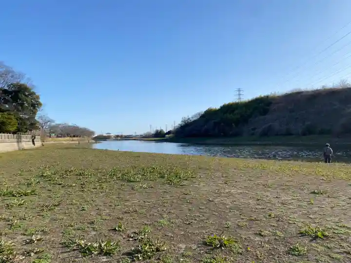武蔵第六天神社の{uncategorized: "未分類", other: "その他", undefined: "問題あり", building: "その他建物", grave: "お墓", sacred_gate: "鳥居", guardian: "狛犬", statue: "像", buddha: "仏像", history: "歴史", nature: "自然", garden: "庭園", animal: "動物", pagoda: "塔", temizu: "手水舎", mountain_gate: "山門・神門", sanctuary: "本殿・本堂", subordinate: "末社・摂社", art: "芸術", scenery: "景色", jizo: "地蔵", ema: "絵馬", goshuin: "御朱印", omikuji: "おみくじ", items: "授与品その他", amulet: "お守り", goshuincho: "御朱印帳", eats: "食事", festival: "お祭り", votive_dance: "神楽", shichigosan: "七五三参", wedding: "結婚式", experience: "体験その他", initially: "初詣", around: "周辺", anti_infection: "感染症対策"}
