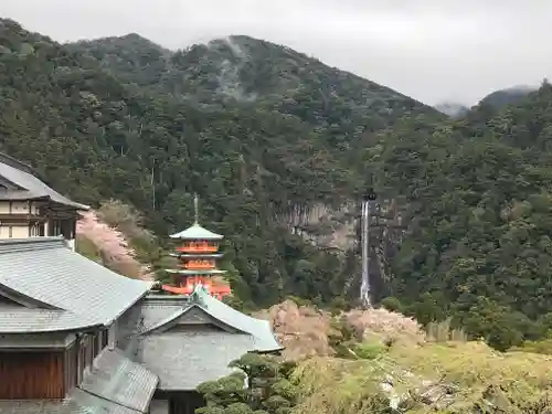 青岸渡寺の景色