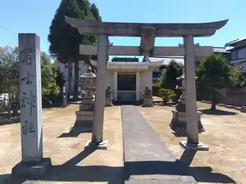 冨士神社の鳥居