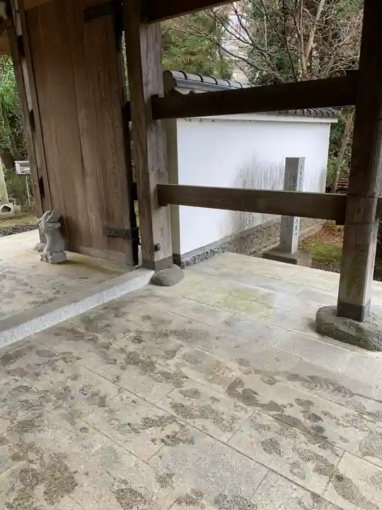 大聖寺(土浦大師不動尊)の山門・神門