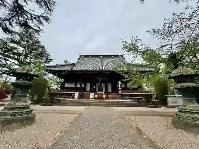 東本願寺の{uncategorized: "未分類", other: "その他", undefined: "問題あり", building: "その他建物", grave: "お墓", sacred_gate: "鳥居", guardian: "狛犬", statue: "像", buddha: "仏像", history: "歴史", nature: "自然", garden: "庭園", animal: "動物", pagoda: "塔", temizu: "手水舎", mountain_gate: "山門・神門", sanctuary: "本殿・本堂", subordinate: "末社・摂社", art: "芸術", scenery: "景色", jizo: "地蔵", ema: "絵馬", goshuin: "御朱印", omikuji: "おみくじ", items: "授与品その他", amulet: "お守り", goshuincho: "御朱印帳", eats: "食事", festival: "お祭り", votive_dance: "神楽", shichigosan: "七五三参", wedding: "結婚式", experience: "体験その他", initially: "初詣", around: "周辺", anti_infection: "感染症対策"}
