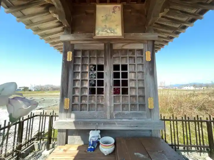 大谷吉継の首塚地蔵の{uncategorized: "未分類", other: "その他", undefined: "問題あり", building: "その他建物", grave: "お墓", sacred_gate: "鳥居", guardian: "狛犬", statue: "像", buddha: "仏像", history: "歴史", nature: "自然", garden: "庭園", animal: "動物", pagoda: "塔", temizu: "手水舎", mountain_gate: "山門・神門", sanctuary: "本殿・本堂", subordinate: "末社・摂社", art: "芸術", scenery: "景色", jizo: "地蔵", ema: "絵馬", goshuin: "御朱印", omikuji: "おみくじ", items: "授与品その他", amulet: "お守り", goshuincho: "御朱印帳", eats: "食事", festival: "お祭り", votive_dance: "神楽", shichigosan: "七五三参", wedding: "結婚式", experience: "体験その他", initially: "初詣", around: "周辺", anti_infection: "感染症対策"}