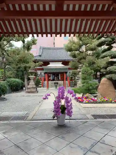 藤次寺の本殿