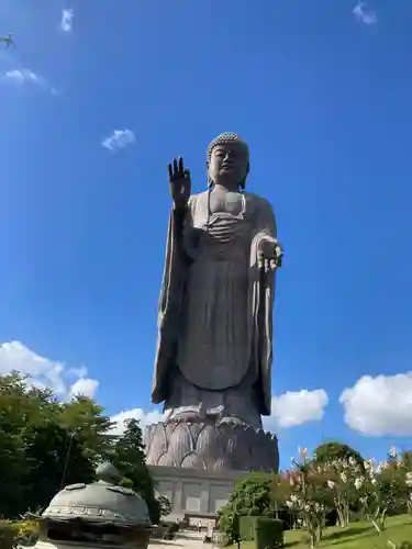 東本願寺本廟 牛久浄苑（牛久大仏）(茨城県)