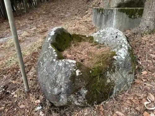 勝弦東照宮の{uncategorized: "未分類", other: "その他", undefined: "問題あり", building: "その他建物", grave: "お墓", sacred_gate: "鳥居", guardian: "狛犬", statue: "像", buddha: "仏像", history: "歴史", nature: "自然", garden: "庭園", animal: "動物", pagoda: "塔", temizu: "手水舎", mountain_gate: "山門・神門", sanctuary: "本殿・本堂", subordinate: "末社・摂社", art: "芸術", scenery: "景色", jizo: "地蔵", ema: "絵馬", goshuin: "御朱印", omikuji: "おみくじ", items: "授与品その他", amulet: "お守り", goshuincho: "御朱印帳", eats: "食事", festival: "お祭り", votive_dance: "神楽", shichigosan: "七五三参", wedding: "結婚式", experience: "体験その他", initially: "初詣", around: "周辺", anti_infection: "感染症対策"}
