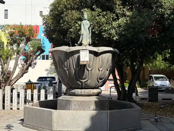 大須観音 (北野山真福寺宝生院)の{uncategorized: "未分類", other: "その他", undefined: "問題あり", building: "その他建物", grave: "お墓", sacred_gate: "鳥居", guardian: "狛犬", statue: "像", buddha: "仏像", history: "歴史", nature: "自然", garden: "庭園", animal: "動物", pagoda: "塔", temizu: "手水舎", mountain_gate: "山門・神門", sanctuary: "本殿・本堂", subordinate: "末社・摂社", art: "芸術", scenery: "景色", jizo: "地蔵", ema: "絵馬", goshuin: "御朱印", omikuji: "おみくじ", items: "授与品その他", amulet: "お守り", goshuincho: "御朱印帳", eats: "食事", festival: "お祭り", votive_dance: "神楽", shichigosan: "七五三参", wedding: "結婚式", experience: "体験その他", initially: "初詣", around: "周辺", anti_infection: "感染症対策"}