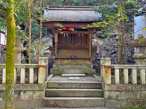 日牟禮八幡宮の末社