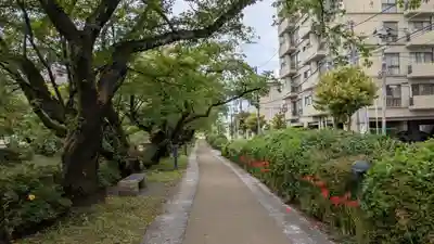 延命地蔵尊の周辺