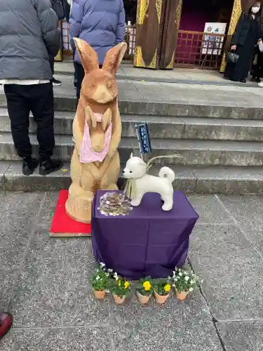 若宮八幡社の像