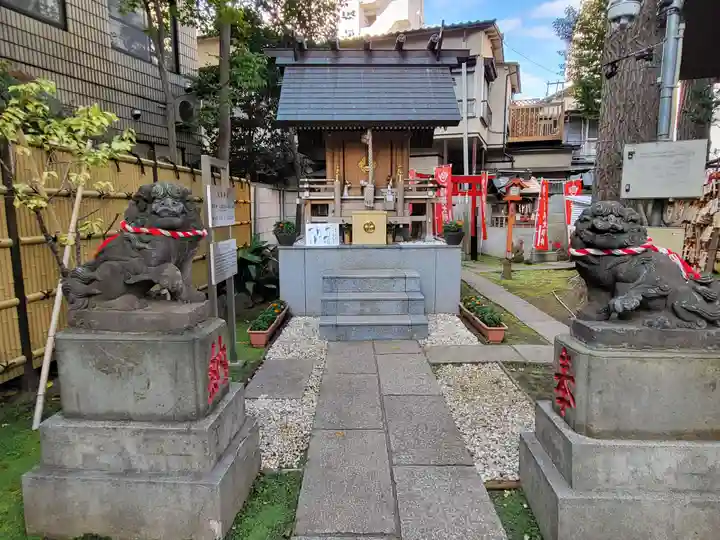 高円寺氷川神社の末社・摂社