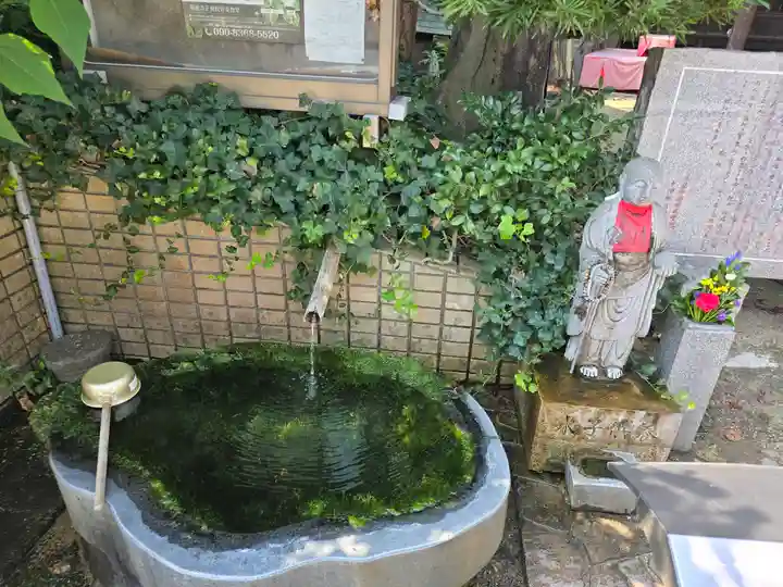 正覚院の手水舎