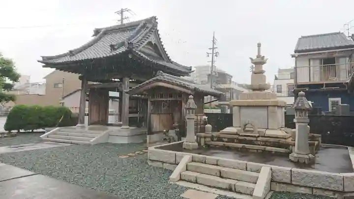 妙慶寺の山門・神門