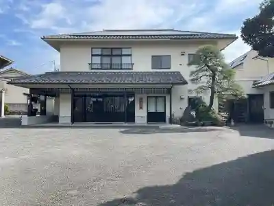 西念寺の{uncategorized: "未分類", other: "その他", undefined: "問題あり", building: "その他建物", grave: "お墓", sacred_gate: "鳥居", guardian: "狛犬", statue: "像", buddha: "仏像", history: "歴史", nature: "自然", garden: "庭園", animal: "動物", pagoda: "塔", temizu: "手水舎", mountain_gate: "山門・神門", sanctuary: "本殿・本堂", subordinate: "末社・摂社", art: "芸術", scenery: "景色", jizo: "地蔵", ema: "絵馬", goshuin: "御朱印", omikuji: "おみくじ", items: "授与品その他", amulet: "お守り", goshuincho: "御朱印帳", eats: "食事", festival: "お祭り", votive_dance: "神楽", shichigosan: "七五三参", wedding: "結婚式", experience: "体験その他", initially: "初詣", around: "周辺", anti_infection: "感染症対策"}