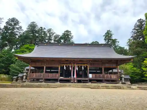 荒田神社の本殿・本堂